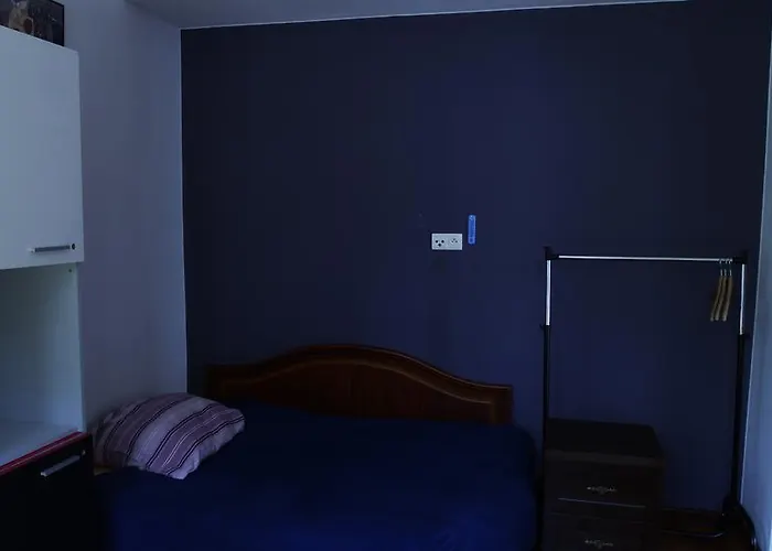 بيت شباب Leonik *