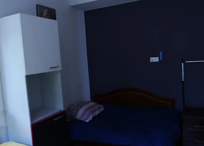 بيت شباب Leonik وارسو