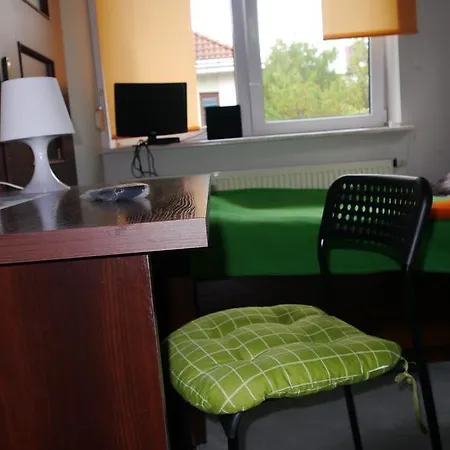 Hostel Leonik *
