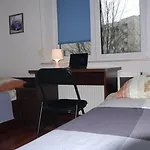 Vandrerhjem Leonik *